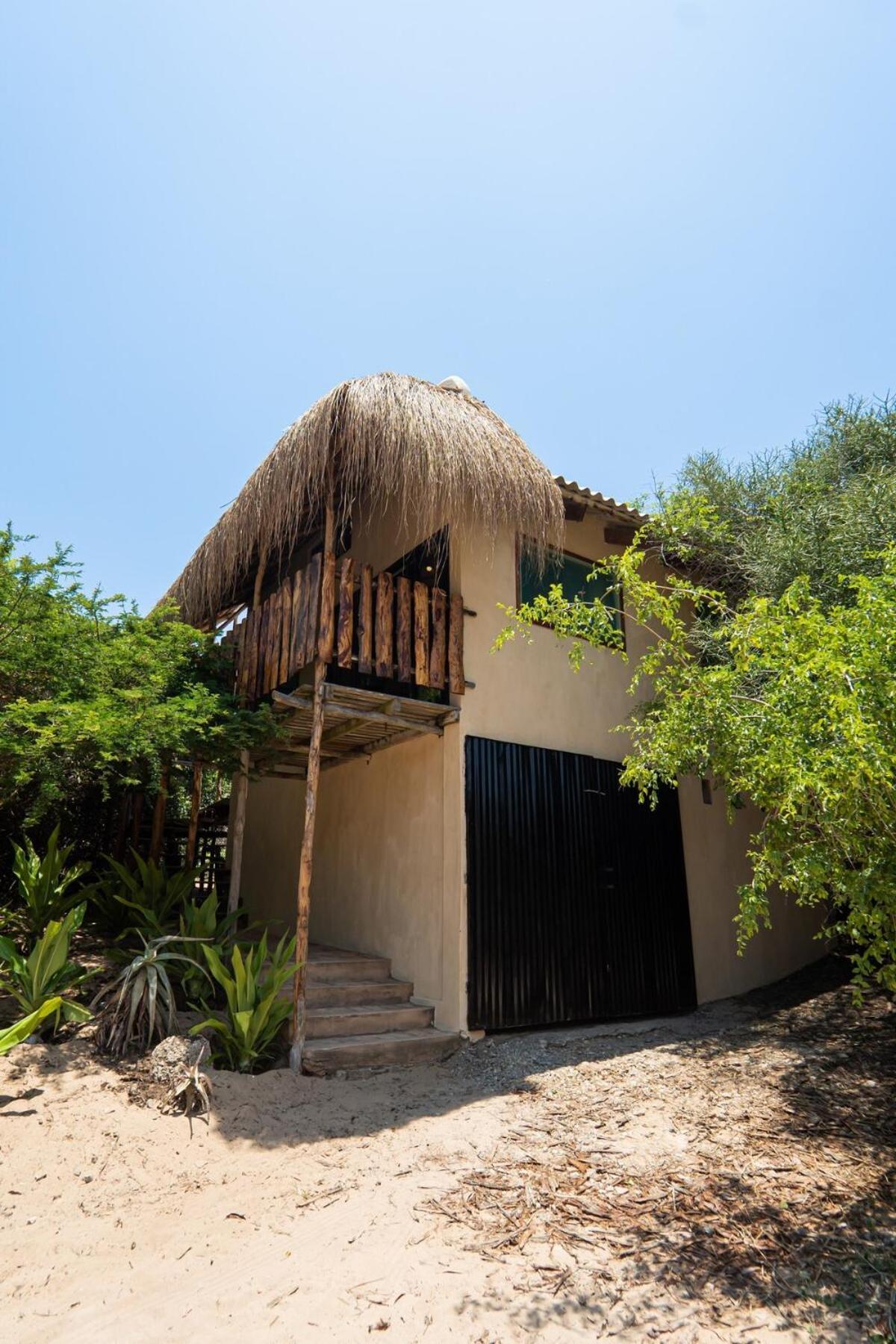 Tree House Cottage, Garden Views, Hot Water Praia do Praia do Tofo Εξωτερικό φωτογραφία